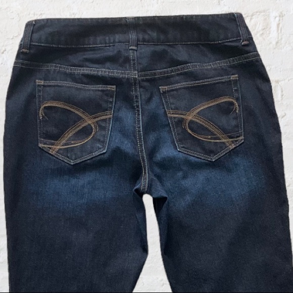 Chico’s Platinum Denim Ultimate Fit Slim-Leg Jeans - Picture 5 of 15